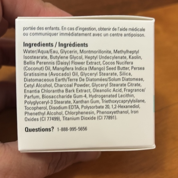 Rodan&Fields Recharge Detox Mask - Picture 4 of 4